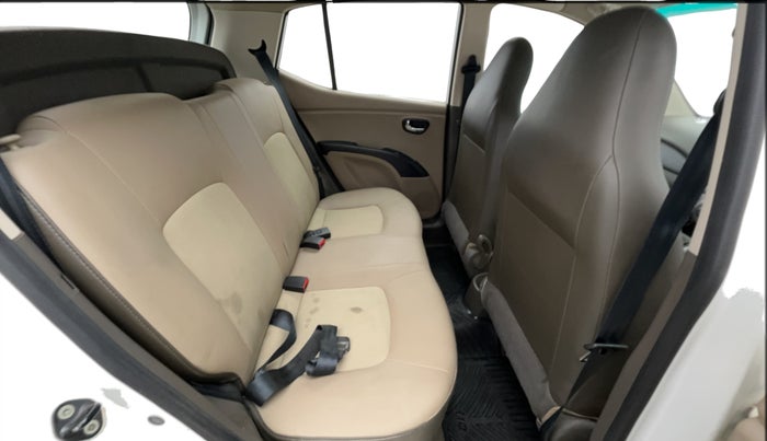 2015 Hyundai i10 SPORTZ 1.1, Petrol, Manual, 37,919 km, Right Side Rear Door Cabin