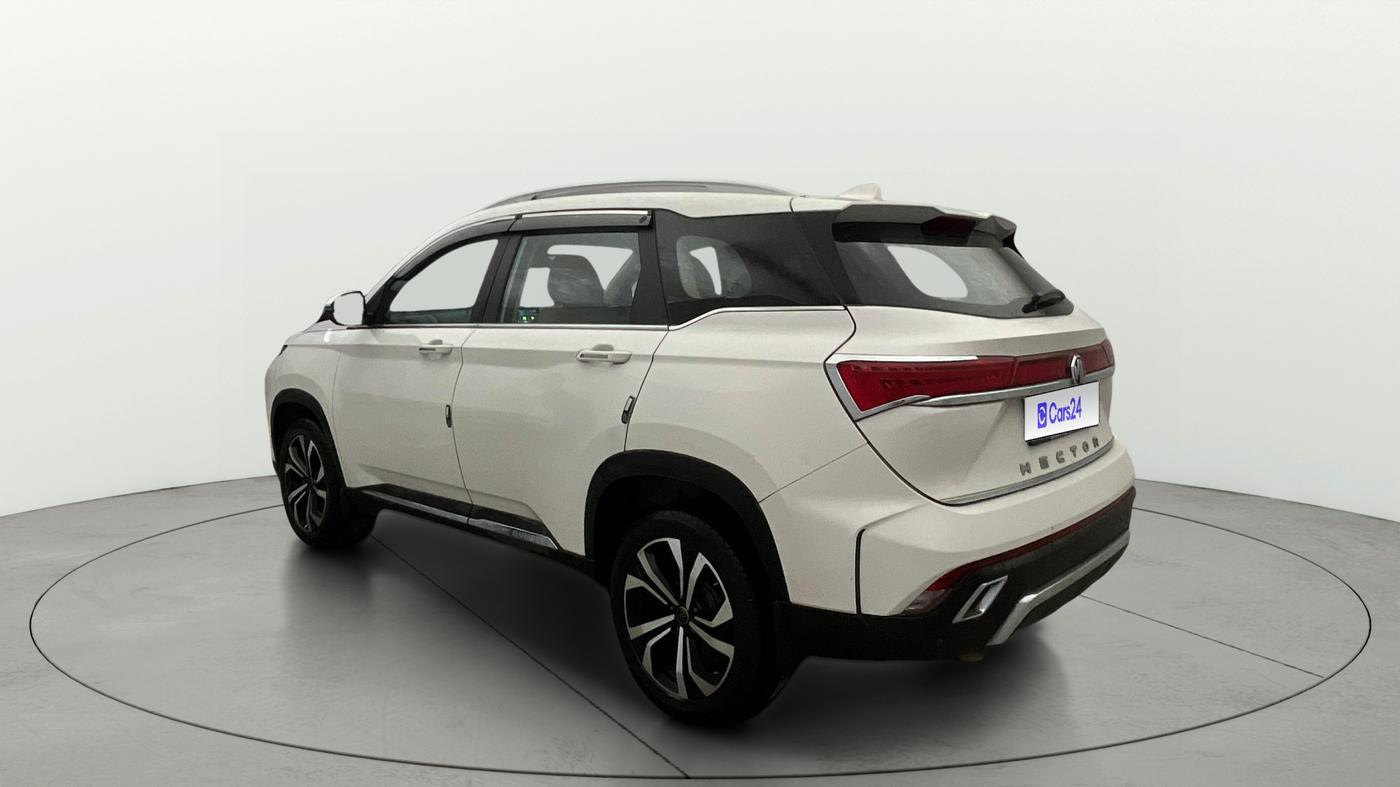 2024 MG HECTOR SHARP PRO 1.5 TURBO MT PETROL, Petrol, Manual, 12,845 km, Left Back Diagonal
