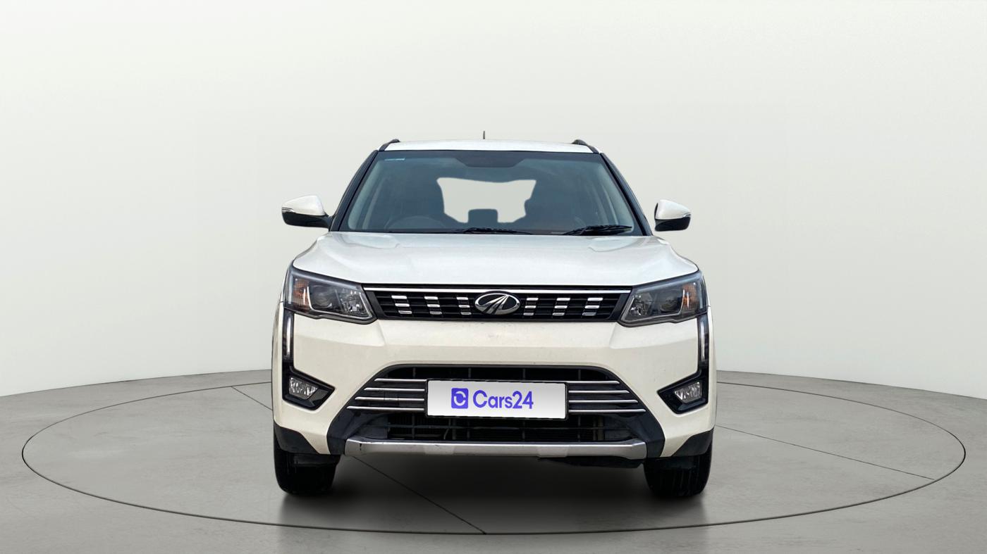 2021 Mahindra XUV300 W8 1.2 PETROL, Petrol, Manual, 38,257 km, Front