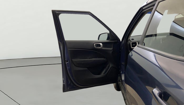 2022 Hyundai VENUE S+ 1.2, Petrol, Manual, 21,053 km, LHS Front Door