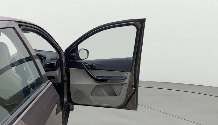 2017 Tata Tiago XTA PETROL, Petrol, Automatic, 1,03,193 km, RHS Front Door