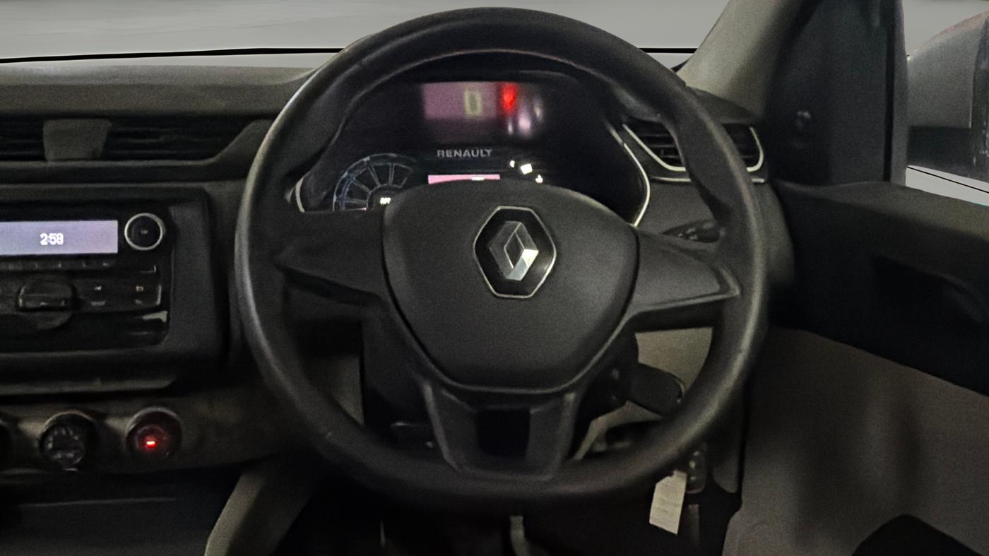 2020 Renault TRIBER RXL MT, Petrol, Manual, 77,859 km, Steering Wheel Close Up