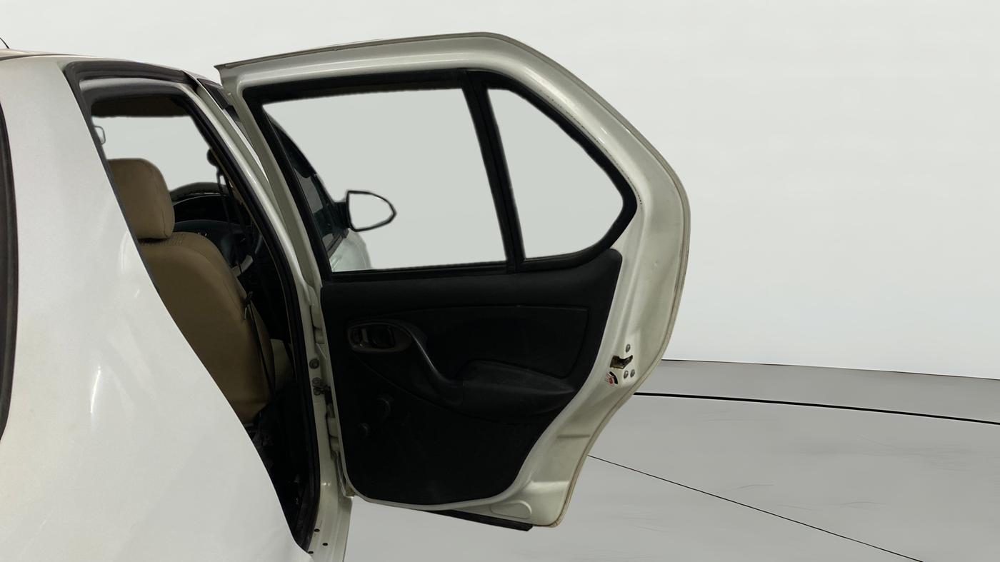 2017 Tata Indigo ECS GLS, CNG, Manual, 70,171 km, RHS Rear Door
