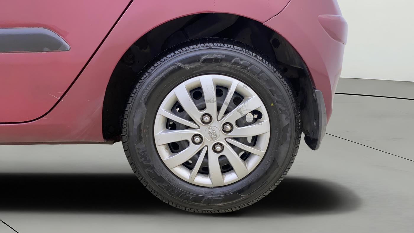 2014 Hyundai i10 SPORTZ 1.1, Petrol, Manual, 80,619 km, Left Rear Wheel