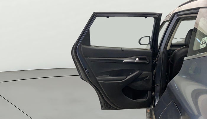 2022 KIA SELTOS HTK PLUS 1.5, Petrol, Manual, 19,791 km, LHS Rear Door