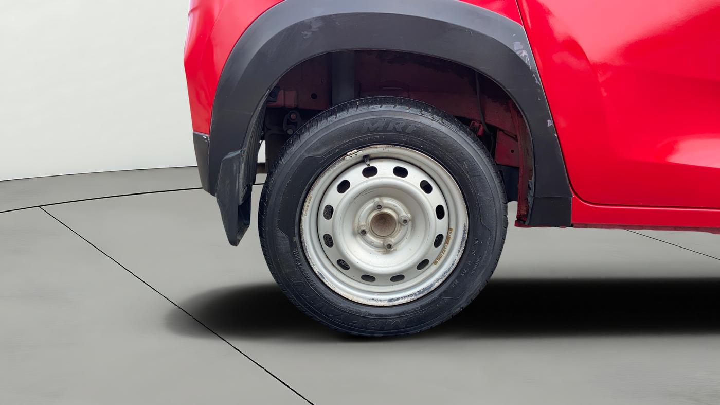 2019 Mahindra KUV 100 NXT K2 P 6 STR, Petrol, Manual, 40,324 km, Right Rear Wheel
