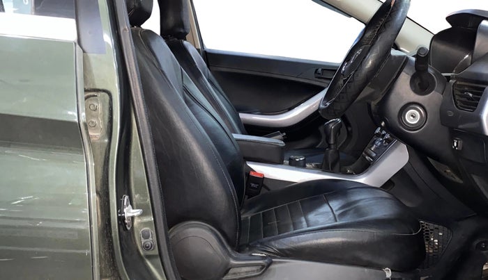 2022 Tata NEXON XM SUNROOF PETROL, CNG, Manual, 29,802 km, Right Side Front Door Cabin