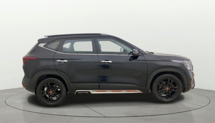 2021 KIA SELTOS HTX ANNIVERSARY EDITION 1.5 PETROL, Petrol, Manual, 61,904 km, Right Side View