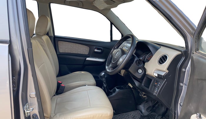 2016 Maruti Wagon R 1.0 VXI, Petrol, Manual, 41,029 km, Right Side Front Door Cabin