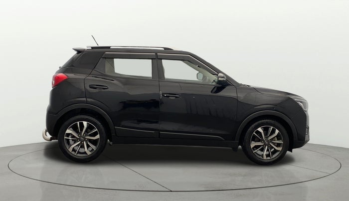 2019 Mahindra XUV300 W8 (O) 1.2 PETROL, Petrol, Manual, 36,315 km, Right Side View
