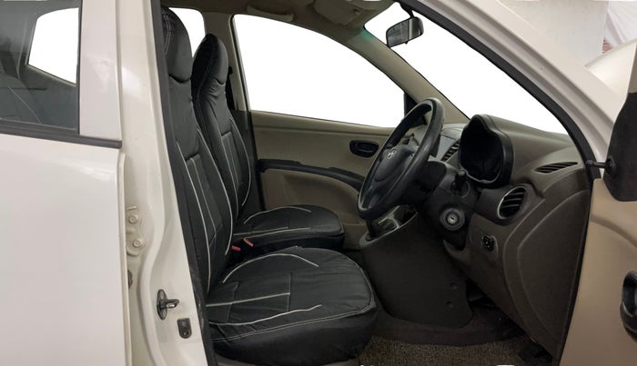 2015 Hyundai Grand i10 MAGNA BLUE DRIVE, CNG, Manual, 97,365 km, Right Side Front Door Cabin