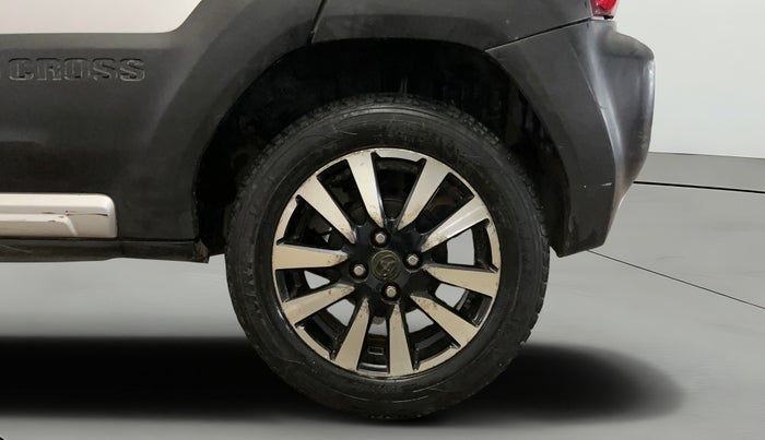 2015 Toyota Etios CROSS 1.2 G, CNG, Manual, 64,189 km, Left Rear Wheel