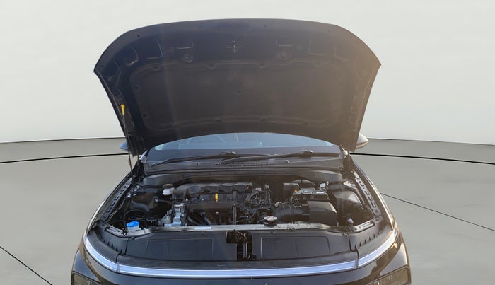 2023 Hyundai Verna SX 1.5 Turbo Petrol MT, Petrol, Manual, 24,627 km, Open Bonet