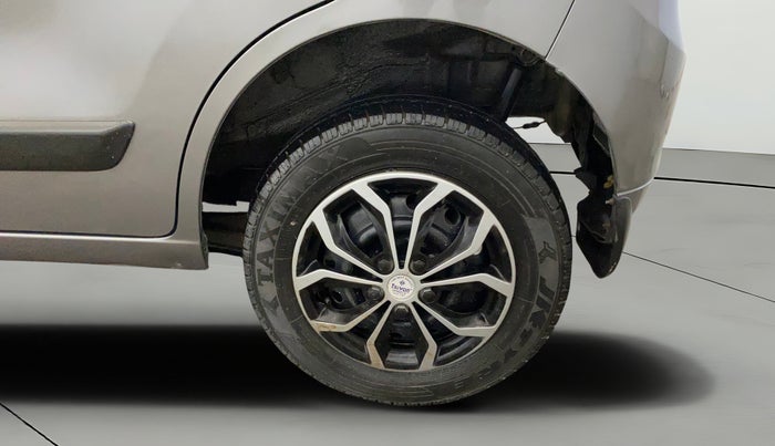 2017 Maruti Wagon R 1.0 LXI CNG, CNG, Manual, 89,289 km, Left Rear Wheel