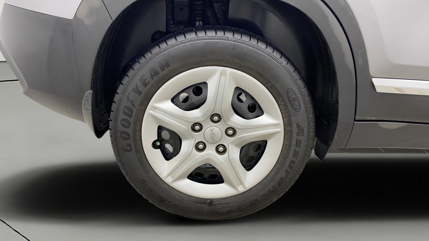 2021 KIA SELTOS HTE 1.5 PETROL, Petrol, Manual, 21,576 km, Right Rear Wheel