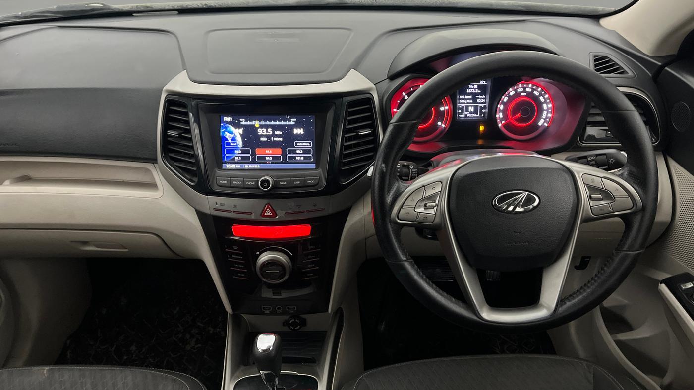 2019 Mahindra XUV300 W8 1.5 DIESEL AMT, Diesel, Automatic, 70,236 km, Steering Wheel Close Up