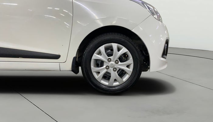 2016 Hyundai Grand i10 SPORTZ 1.2 KAPPA VTVT, Petrol, Manual, 61,854 km, Right Front Wheel