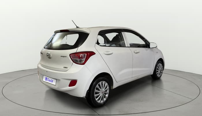 2016 Hyundai Grand i10 MAGNA 1.2 KAPPA VTVT, Petrol, Manual, 21,952 km, Right Back Diagonal