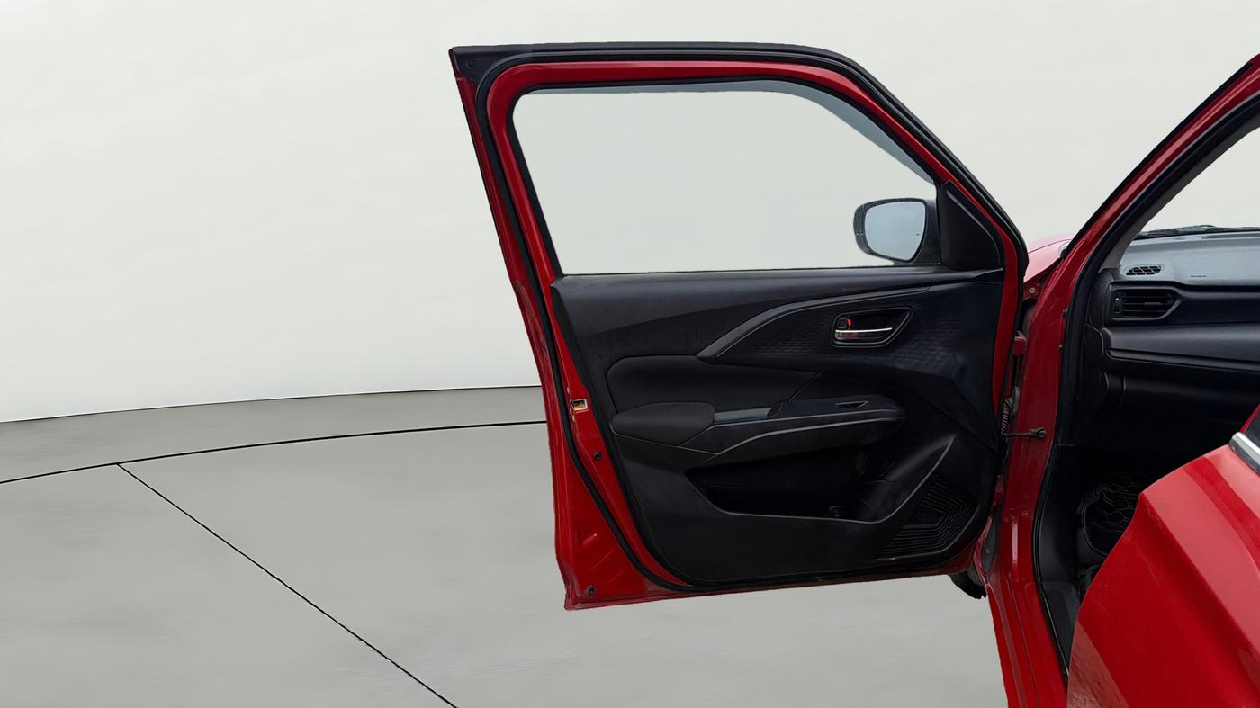 2025 Maruti Swift VXi, Petrol, Manual, 22,833 km, LHS Front Door