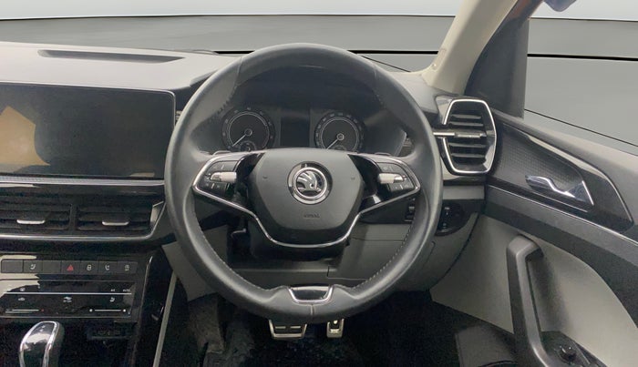 2021 Skoda KUSHAQ STYLE 1.5L TSI DSG, Petrol, Automatic, 25,765 km, Steering Wheel Close Up