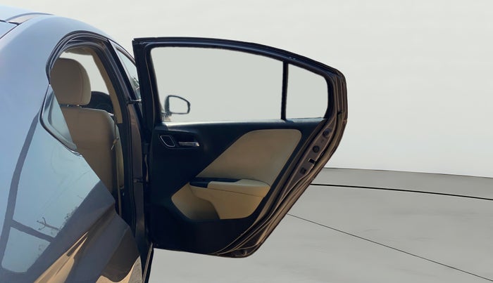 2018 Honda City 1.5L I-VTEC V MT, CNG, Manual, 1,10,205 km, RHS Rear Door