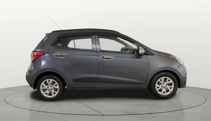 2017 Hyundai Grand i10 SPORTZ (O) 1.2 KAPPA VTVT, Petrol, Manual, 99,348 km, Right Side View