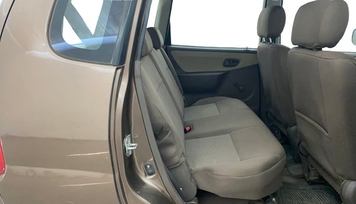 2013 Maruti Zen Estilo LXI CNG, CNG, Manual, 1,07,119 km, Right Side Rear Door Cabin
