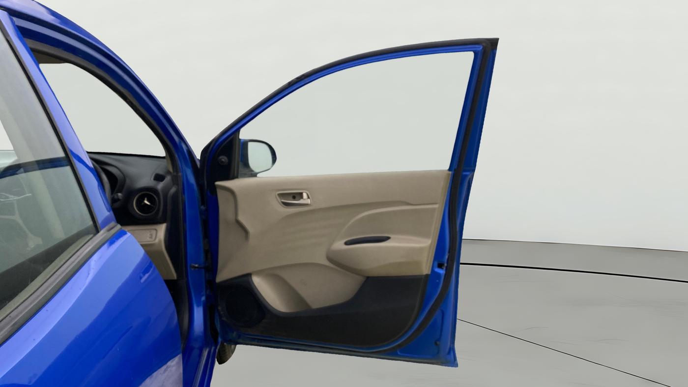 2019 Hyundai NEW SANTRO MAGNA AMT, Petrol, Automatic, 54,101 km, RHS Front Door