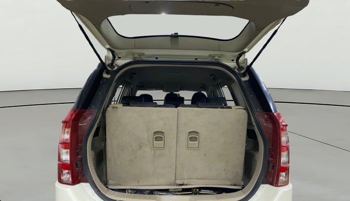 2017 Mahindra XUV500 W4, Diesel, Manual, 74,520 km, Boot Open Zoomed View