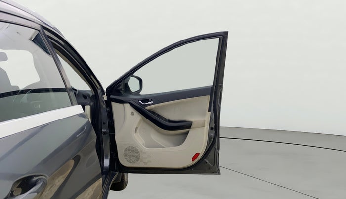 2022 Tata NEXON XZ PLUS DIESEL, Diesel, Manual, 60,053 km, RHS Front Door