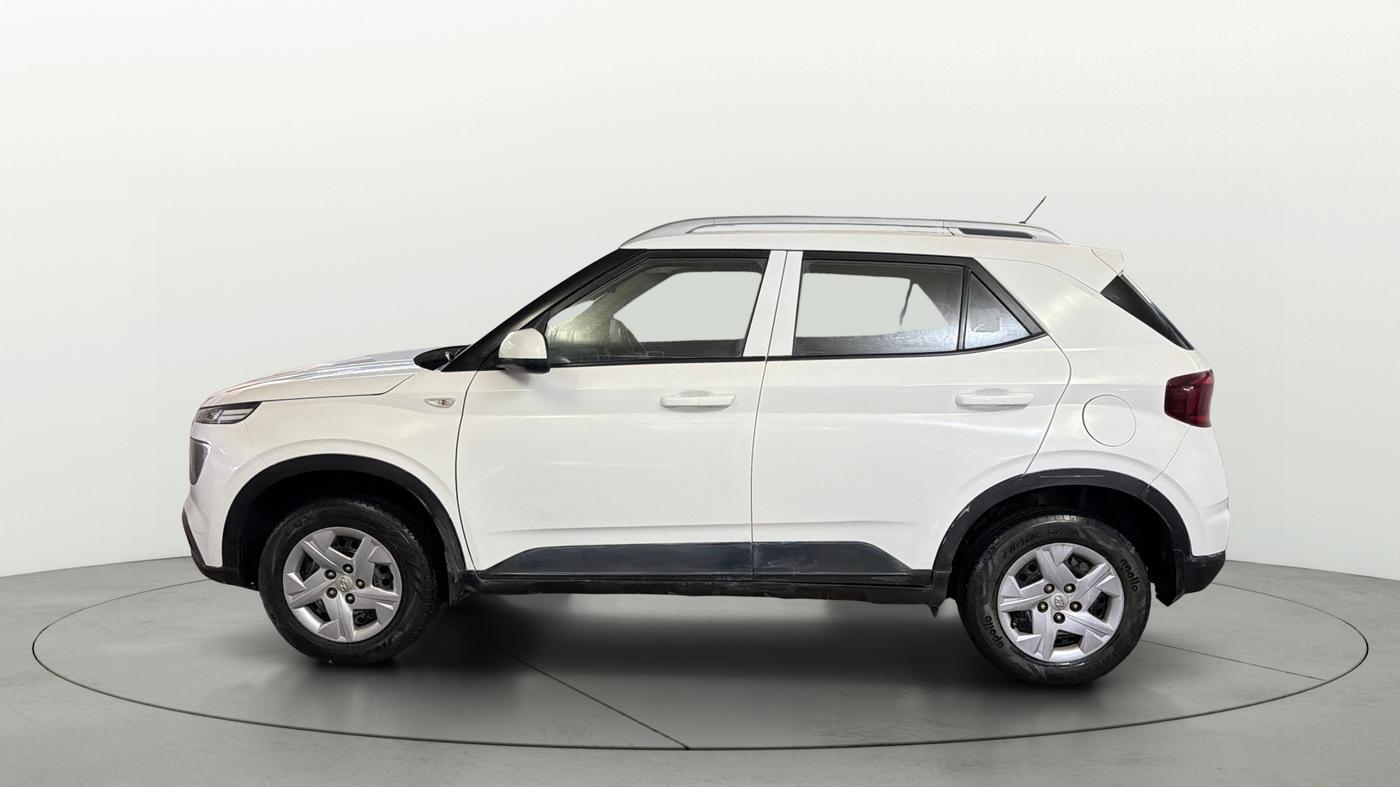 2021 Hyundai VENUE S 1.2, Petrol, Manual, 53,582 km, Left Side