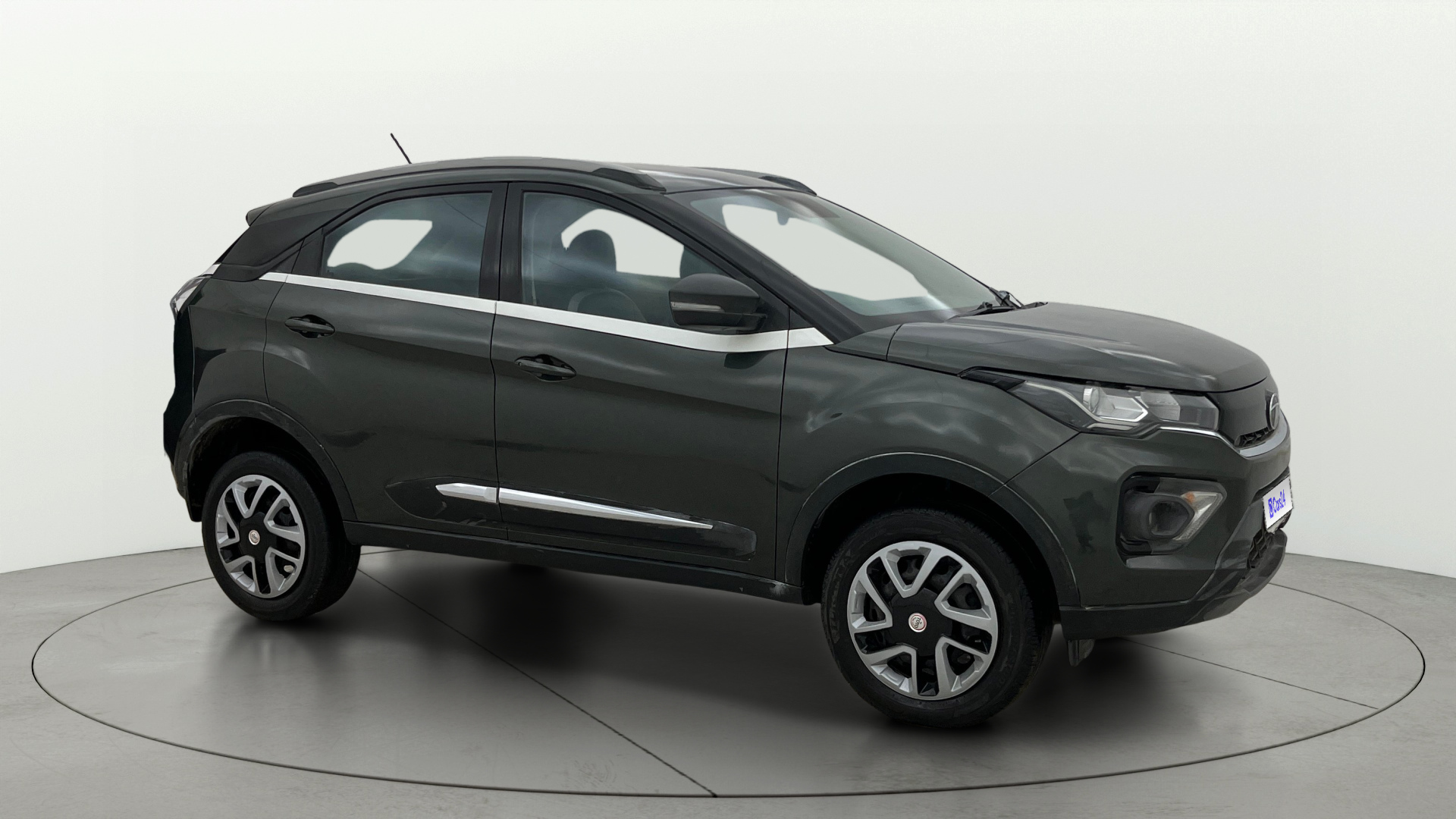 2020 Tata Nexon XM PETROL