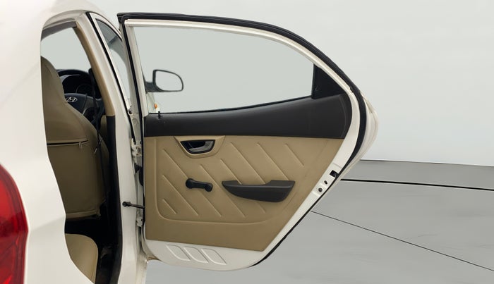 2017 Hyundai Eon SPORTZ, Petrol, Manual, 37,099 km, RHS Rear Door