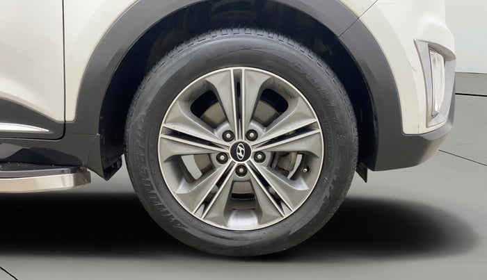 2017 Hyundai Creta SX PLUS 1.6 PETROL, Petrol, Manual, 80,223 km, Right Front Wheel