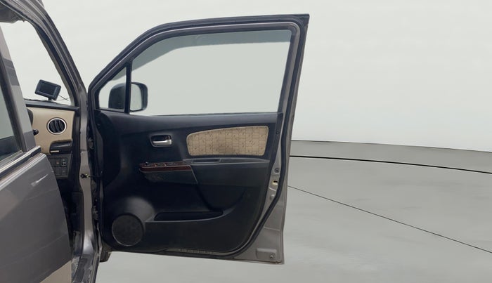 2017 Maruti Wagon R 1.0 VXI AMT, Petrol, Automatic, 78,443 km, RHS Front Door