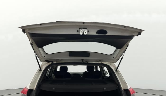2016 Hyundai Creta SX PLUS 1.6 PETROL, Petrol, Manual, 48,204 km, Boot Door Open