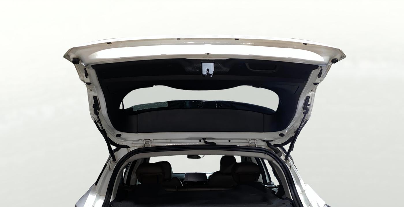 2021 Tata Harrier XZA PLUS 2.0L, Diesel, Automatic, 80,367 km, Boot Door Open