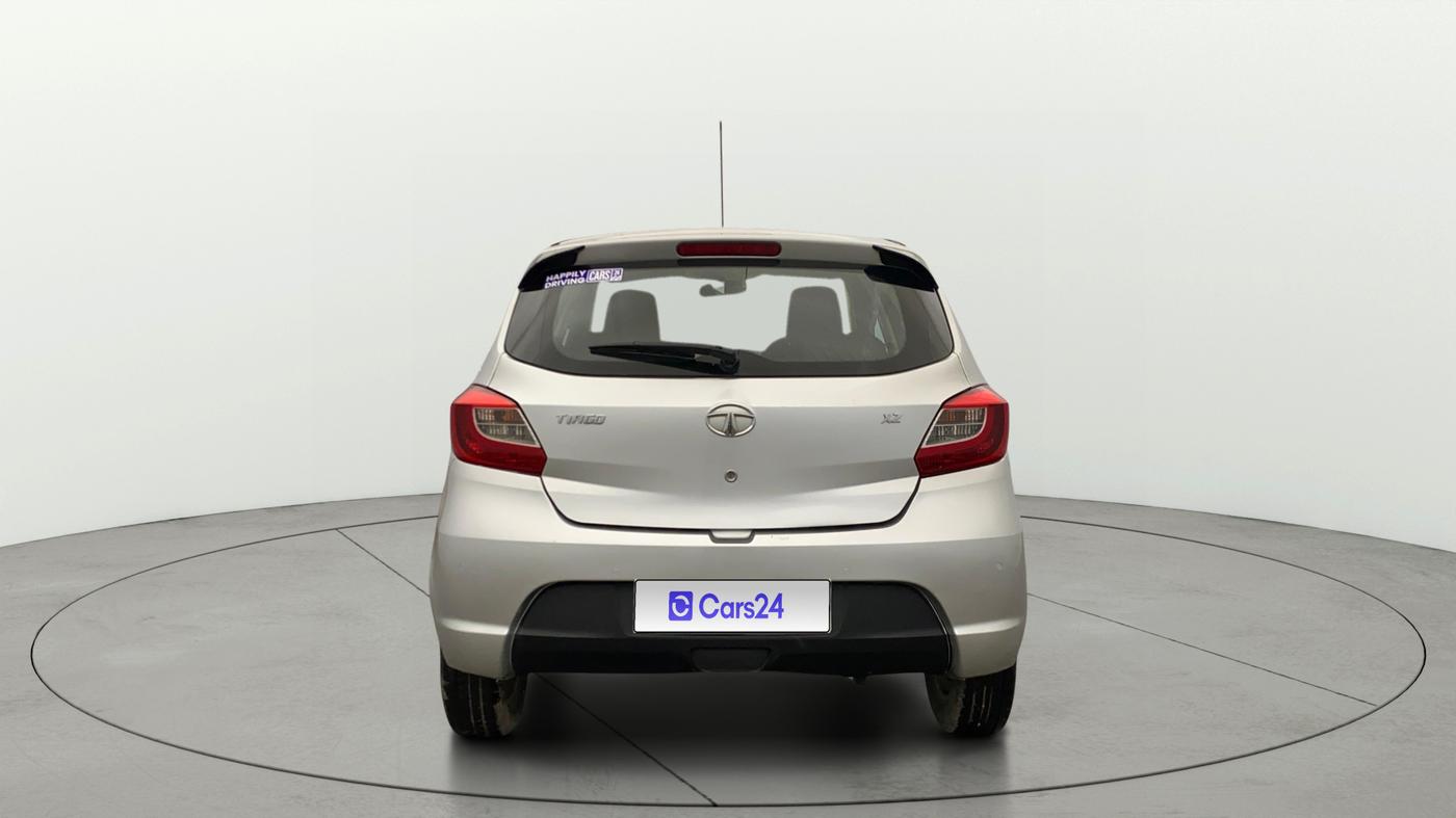 2018 Tata Tiago XZ PETROL, Petrol, Manual, 1,81,325 km, Back/Rear