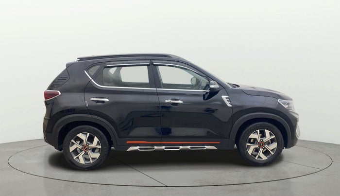 2022 KIA SONET HTX ANNIVERSARY EDITION 1.5, Diesel, Manual, 45,352 km, Right Side View