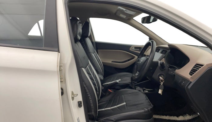 2017 Hyundai Elite i20 SPORTZ 1.2, Petrol, Manual, 33,898 km, Right Side Front Door Cabin