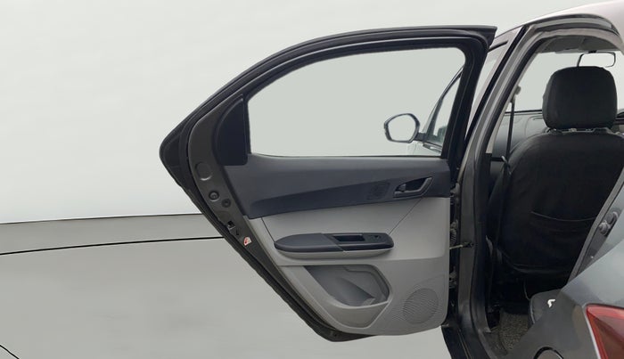 2023 Tata Tiago XT PETROL, Petrol, Manual, 32,378 km, LHS Rear Door