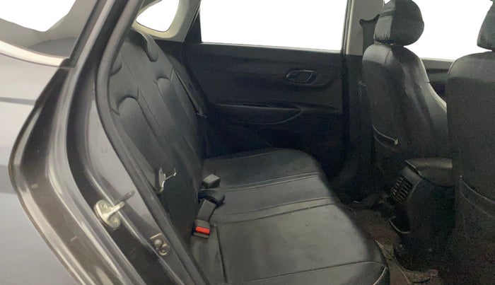 2022 Hyundai NEW I20 SPORTZ 1.2 MT, Petrol, Manual, 47,748 km, Right Side Rear Door Cabin