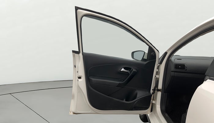 2020 Volkswagen Polo TRENDLINE 1.0L, Petrol, Manual, 66,518 km, LHS Front Door