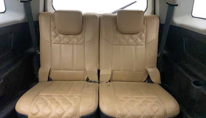 2019 Mahindra XUV500 W7, Diesel, Manual, 82,775 km, Third Seat Row ( optional )