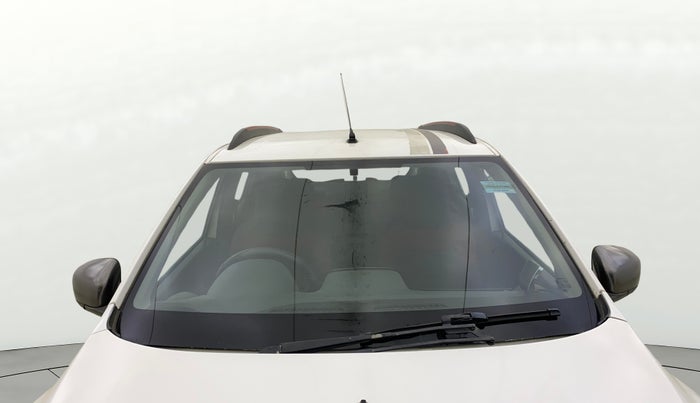 2016 Renault Kwid RXT 1.0 AMT, Petrol, Automatic, 55,410 km, Front Windshield