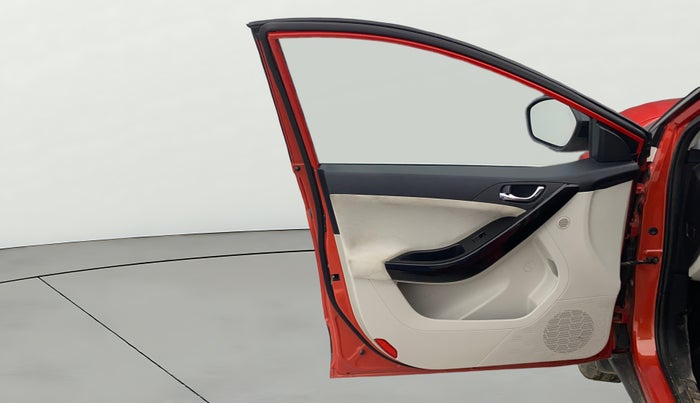 2023 Tata NEXON XZA PLUS SUNROOF PETROL, Petrol, Automatic, 31,113 km, LHS Front Door