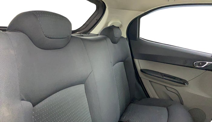 2016 Tata Tiago XZ PETROL, CNG, Manual, 68,463 km, Right Side Rear Door Cabin