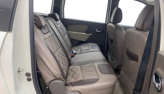 2015 Renault Lodgy 110 PS RXZ STEPWAY 8 STR, Diesel, Manual, 28,953 km, Right Side Rear Door Cabin