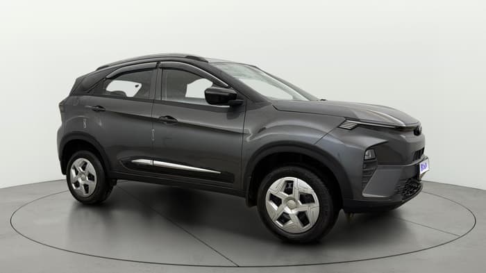 2025 Tata NEXON Smart Plus S 1.2 iCNG, CNG, Manual, 13,670 km, Right Front Diagonal