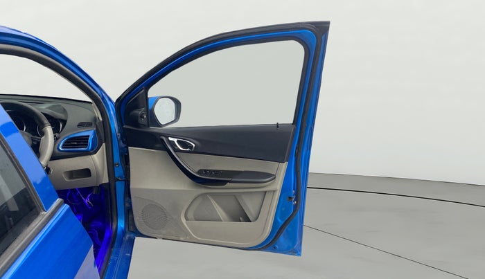 2019 Tata Tiago XZ PLUS PETROL, Petrol, Manual, 64,679 km, RHS Front Door